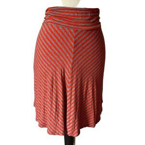 Merona Cinched Waist Flowy Skirt Sz Large Grey and Orange Striped Soft Rayon Kne